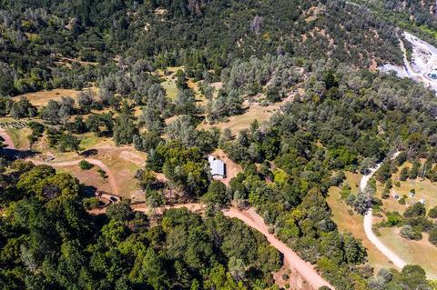 35300 Mendo Dr, Willits, CA 95490 photo 5