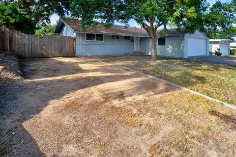 318 Springvalley Dr, Vacaville, CA 95687 photo 3