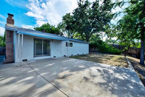318 Springvalley Dr, Vacaville, CA 95687 photo 25