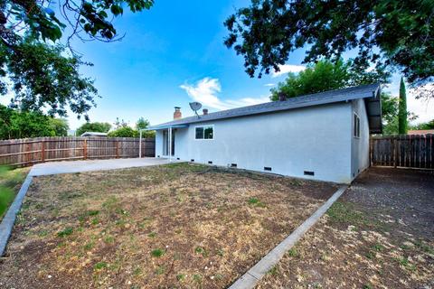 318 Springvalley Dr, Vacaville, CA 95687 photo 26
