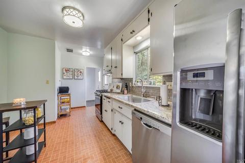 919 El Dorado St, Vallejo, CA 94590 photo 10