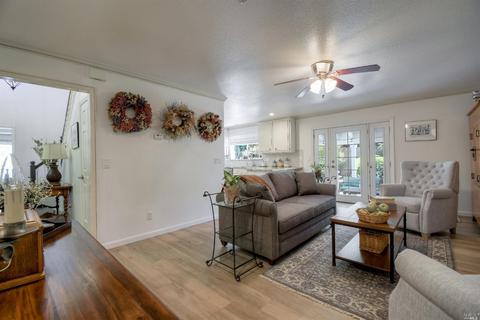 10 Goldminer Ct, Novato, CA 94947 photo 16