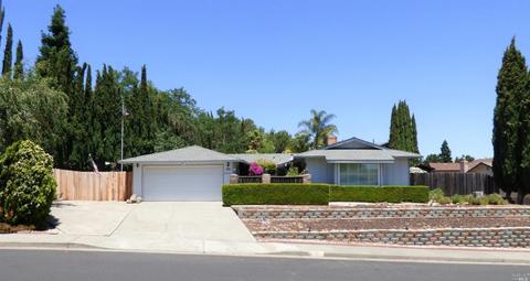 2940 Burbank Dr, Fairfield, CA 94534 photo 1