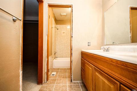 8410 Kobert Ct, Winters, CA 95694 photo 14