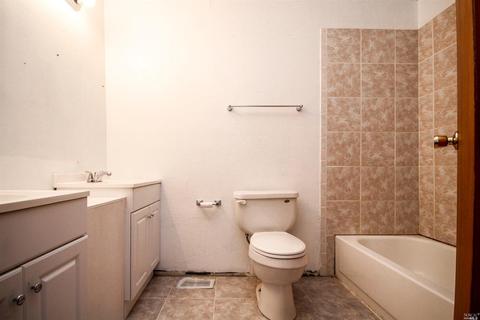 8410 Kobert Ct, Winters, CA 95694 photo 10