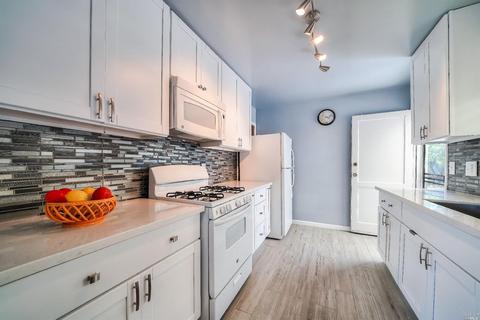 153 Simonton St, Vallejo, CA 94589 photo 8