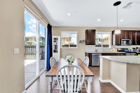 697 Guild Rd, Vacaville, CA 95688 photo 13