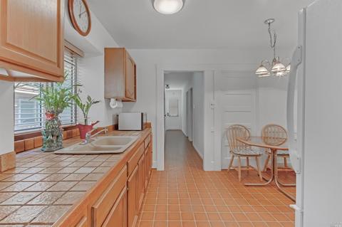516 Butte St, Vallejo, CA 94590 photo 7
