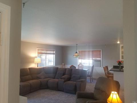 8545 Curry Ct, Windsor, CA 95492 photo 5