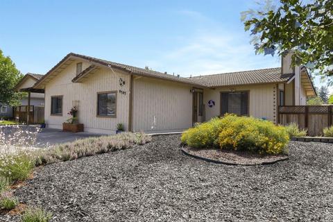 8585 Wren Dr, Cotati, CA 94931 photo 1