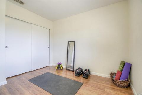 8585 Wren Dr, Cotati, CA 94931 photo 13