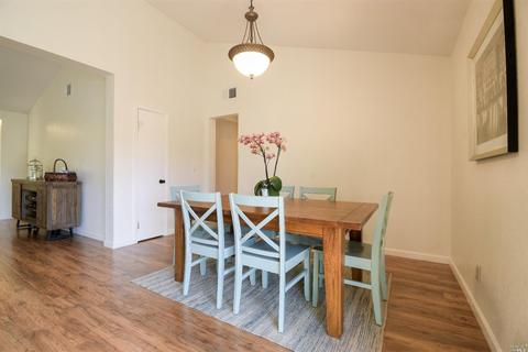 8585 Wren Dr, Cotati, CA 94931 photo 8