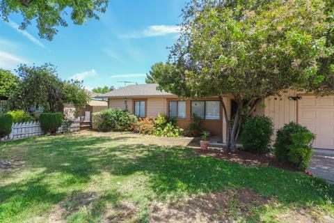 1106 Tyler St, Fairfield, CA 94533 photo 2