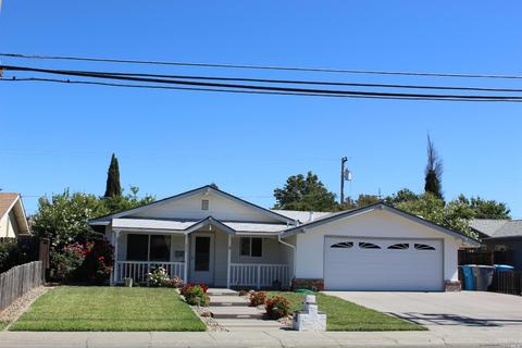 620 W H St, Dixon, CA 95620 photo 1