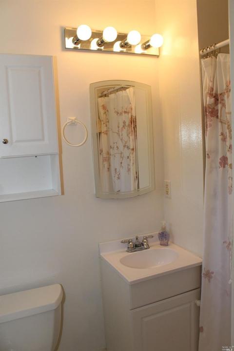 620 W H St, Dixon, CA 95620 photo 17