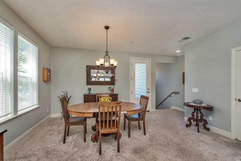 129 Johnson St, Windsor, CA 95492 photo 4