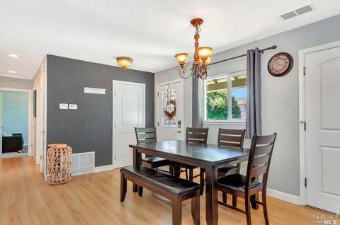 218 University Ave, Vallejo, CA 94591 photo 8