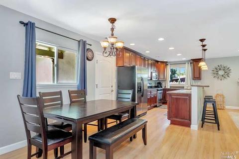 218 University Ave, Vallejo, CA 94591 photo 9
