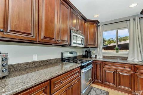 218 University Ave, Vallejo, CA 94591 photo 11