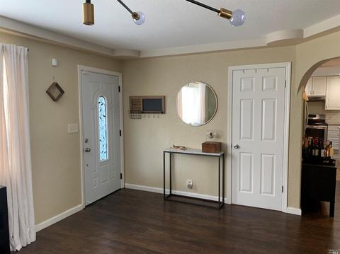 1312 E Taft St, Fairfield, CA 94533 photo 3
