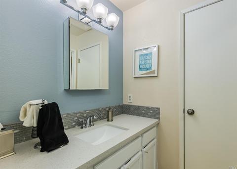 10 Billington Ln, Windsor, CA 95492 photo 15