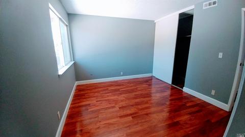 110 W Hamilton Ct, Vallejo, CA 94589 photo 9