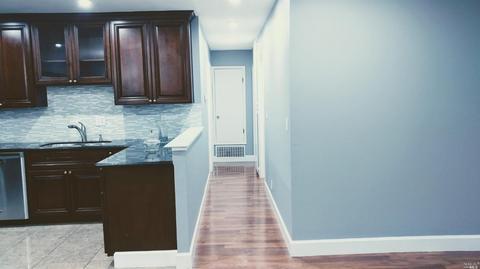 110 W Hamilton Ct, Vallejo, CA 94589 photo 6