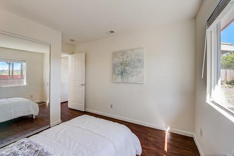 113 Humphrey Ln, Vallejo, CA 94591 photo 23