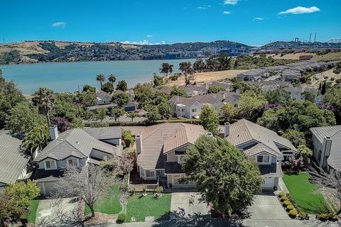 113 Humphrey Ln, Vallejo, CA 94591 photo 2
