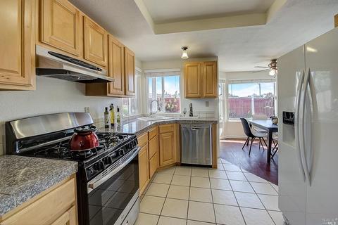 113 Humphrey Ln, Vallejo, CA 94591 photo 12