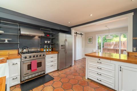 40 Castle Rock Dr, Mill Valley, CA 94941 photo 12