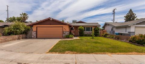 225 E Walnut St, Dixon, CA 95620 photo 1