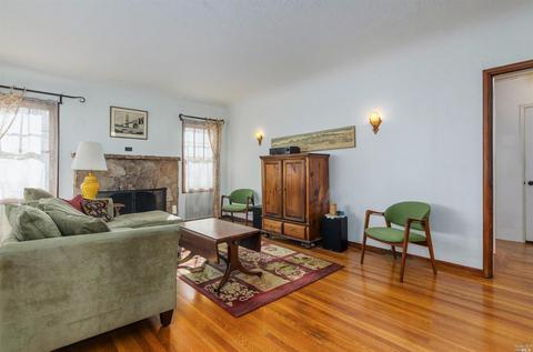 1409 Rice St, Vallejo, CA 94590 photo 4