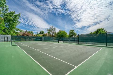 412 Troon Dr, Napa, CA 94558 photo 37