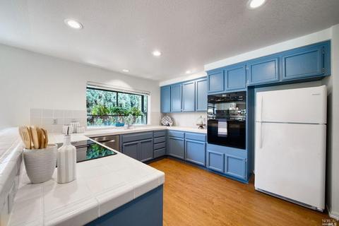 412 Troon Dr, Napa, CA 94558 photo 12