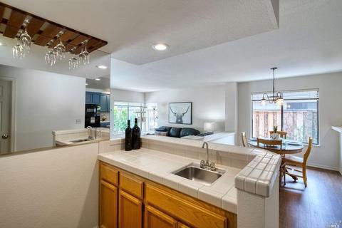412 Troon Dr, Napa, CA 94558 photo 10