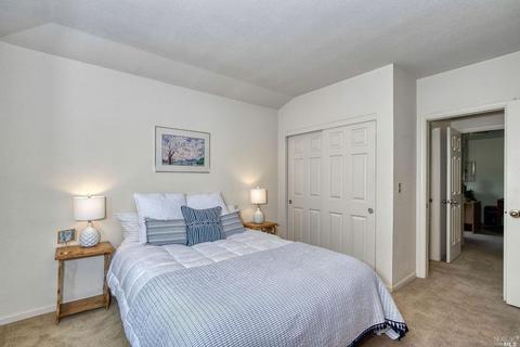 412 Troon Dr, Napa, CA 94558 photo 18