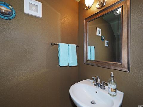 195 Stonegate Cir #E, Cloverdale, CA 95425 photo 11