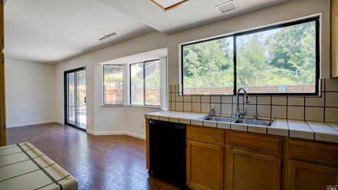 2432 Royal Ct, Fairfield, CA 94534 photo 7