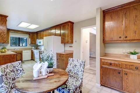 771 5th St E, Sonoma, CA 95476 photo 6