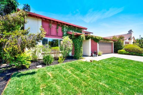 230 Peppercorn Ct, Vallejo, CA 94591 photo 3
