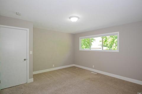 647 Fleming Ave E, Vallejo, CA 94591 photo 24