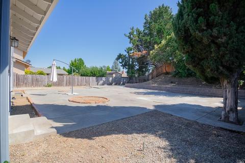 647 Fleming Ave E, Vallejo, CA 94591 photo 39