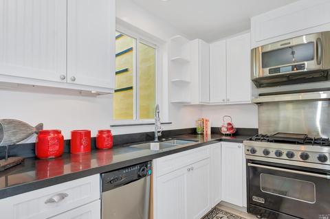 155 Benson Ave, Vallejo, CA 94590 photo 10