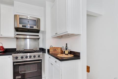 155 Benson Ave, Vallejo, CA 94590 photo 12