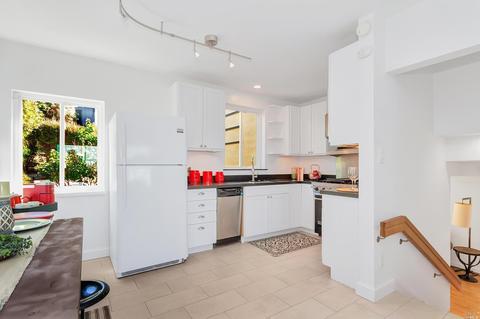 155 Benson Ave, Vallejo, CA 94590 photo 9