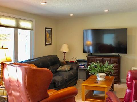 10 Ormond Ct, Novato, CA 94947 photo 13