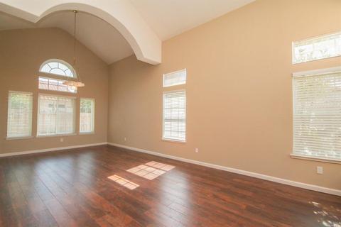 378 Eagle Ln, Vacaville, CA 95687 photo 6