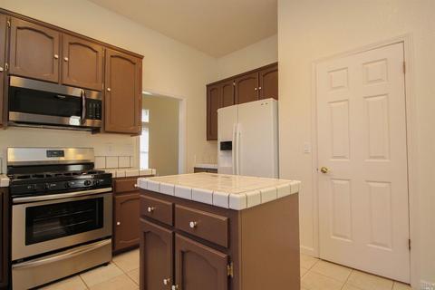 378 Eagle Ln, Vacaville, CA 95687 photo 13