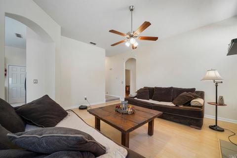 402 Eagle Ln, Vacaville, CA 95687 photo 16